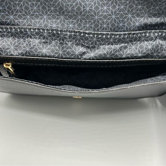 Time and Tru Mia Black Shoulder Bag - Picture 5 of 7